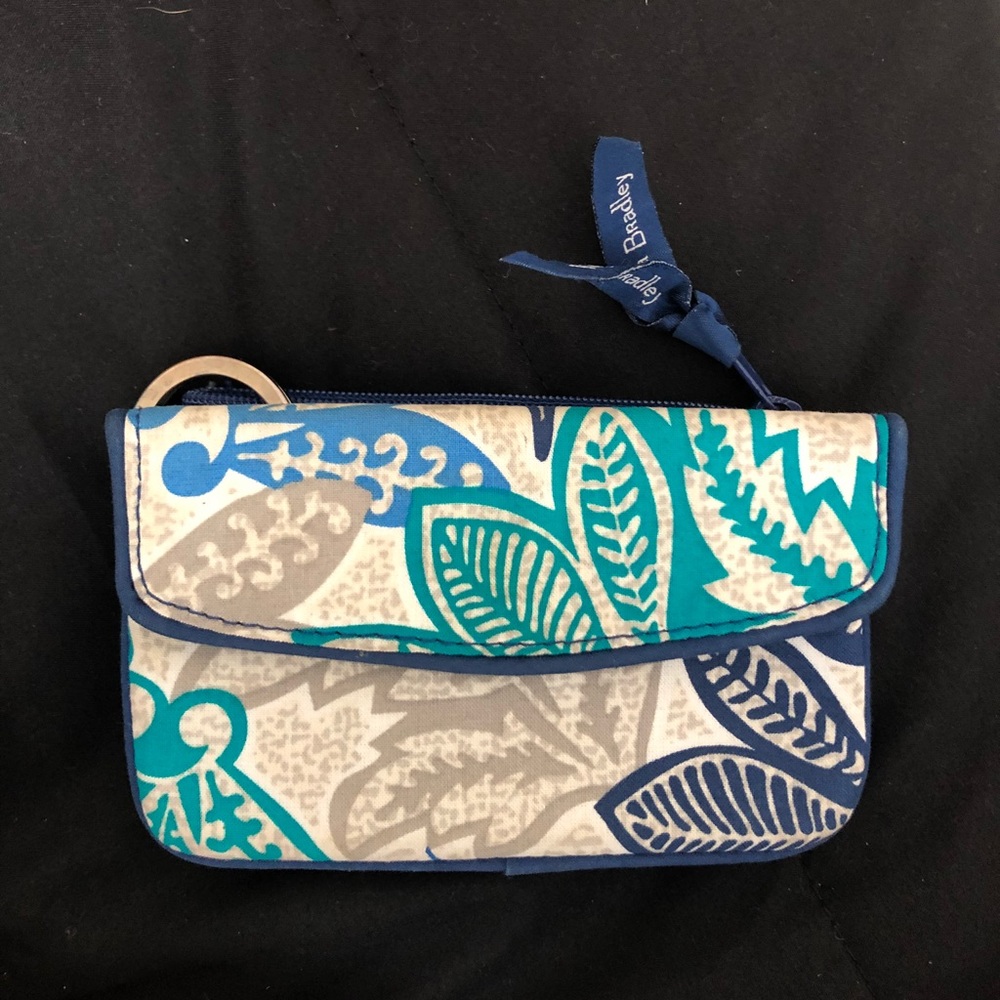 Vera Bradley Jen Zip ID!